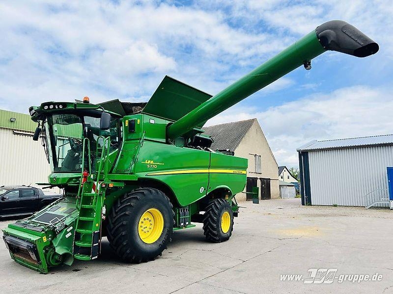 Moissonneuse-batteuse John Deere S770 ProDrive — occasion 2023, 844 h