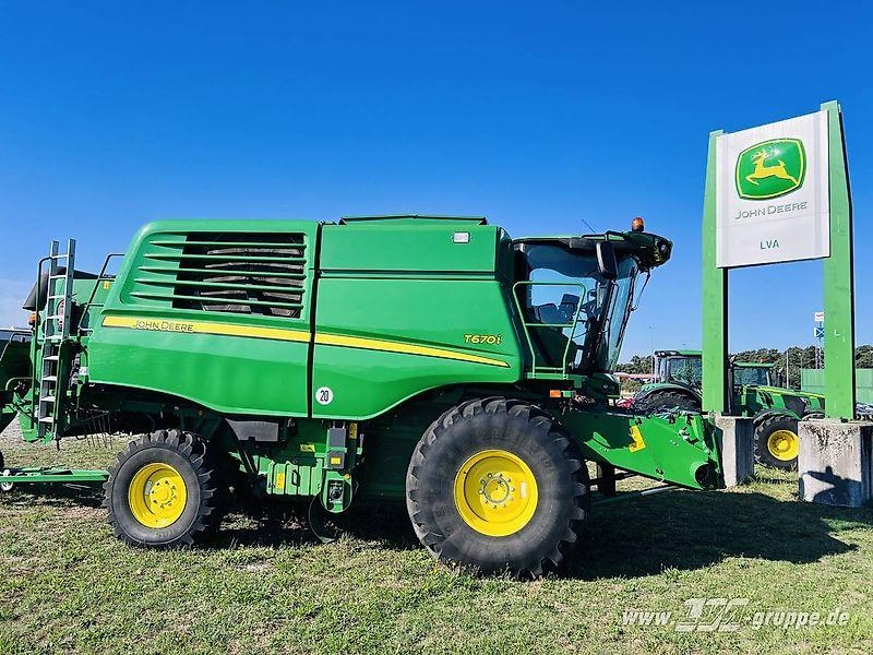 Moissonneuse-batteuse John Deere T670 — occasion 2021, 957 h