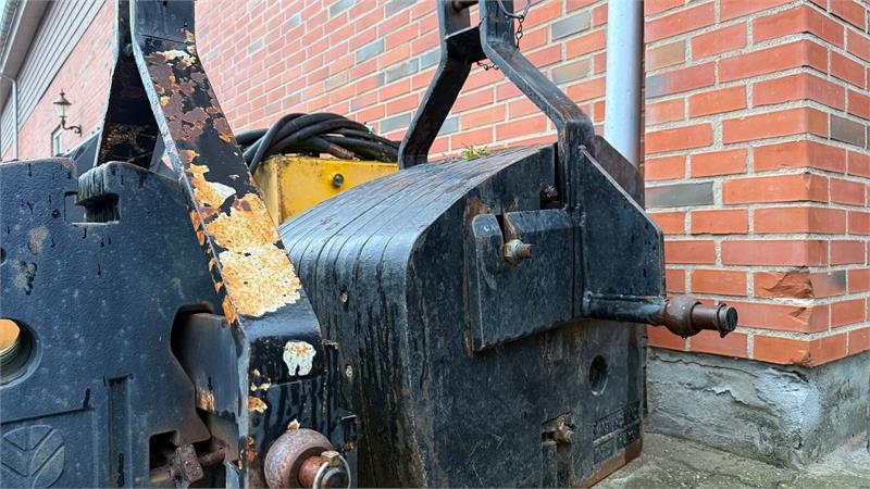 New Holland 10x 110 kg. 3-punkt