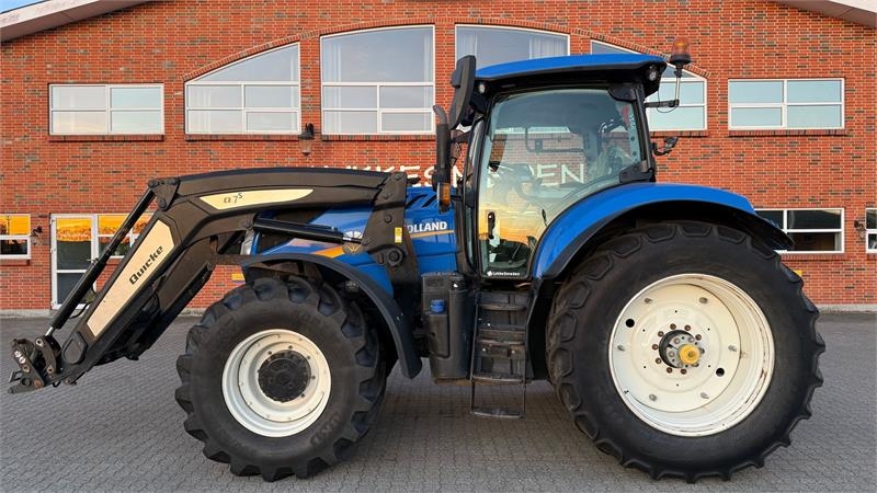 New Holland T7.230 AC + Quicke Q7S