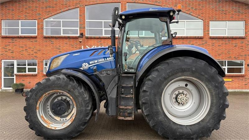 New Holland T7.315 HD BluePower