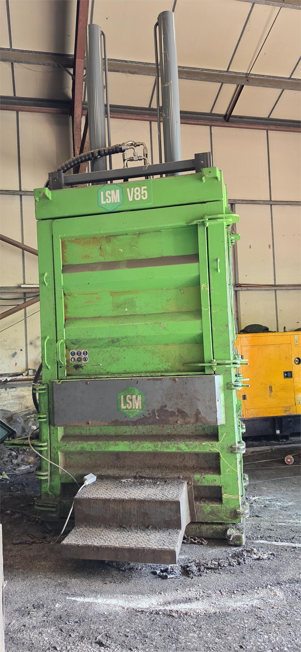 LSM V85