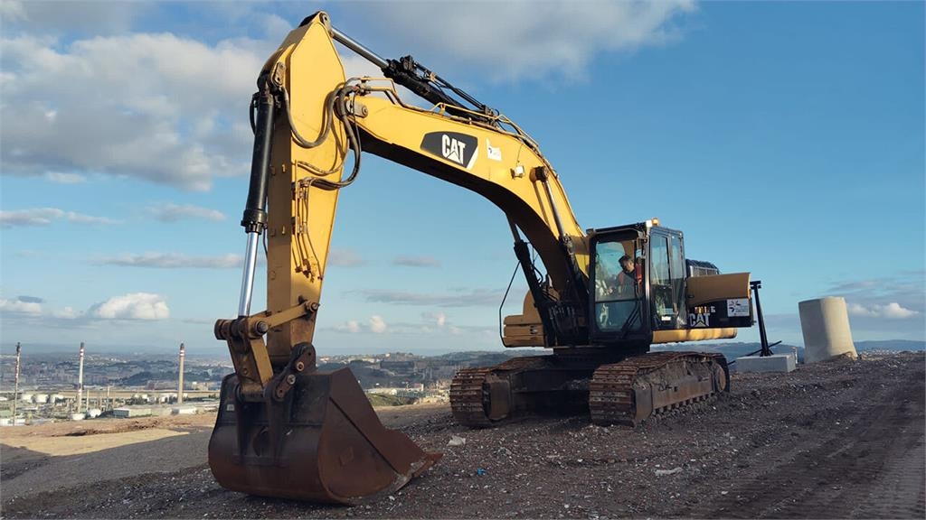 CAT 336DLN