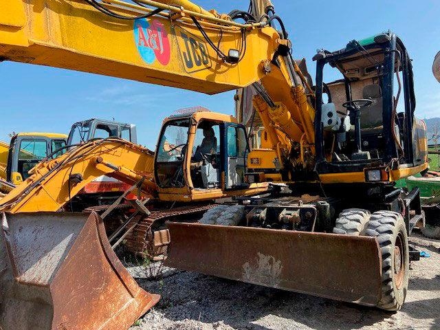 JCB JS160W