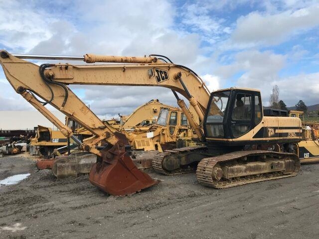 JCB JS240