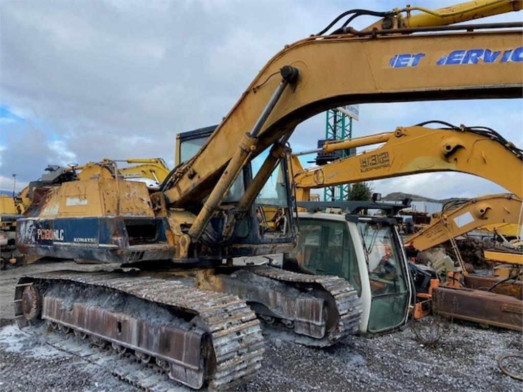 Komatsu PC180-3