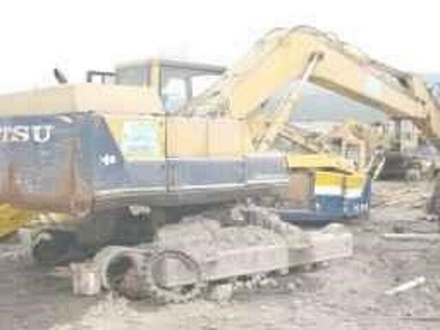 Komatsu PC210-3