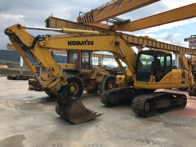 Komatsu PC210-7K