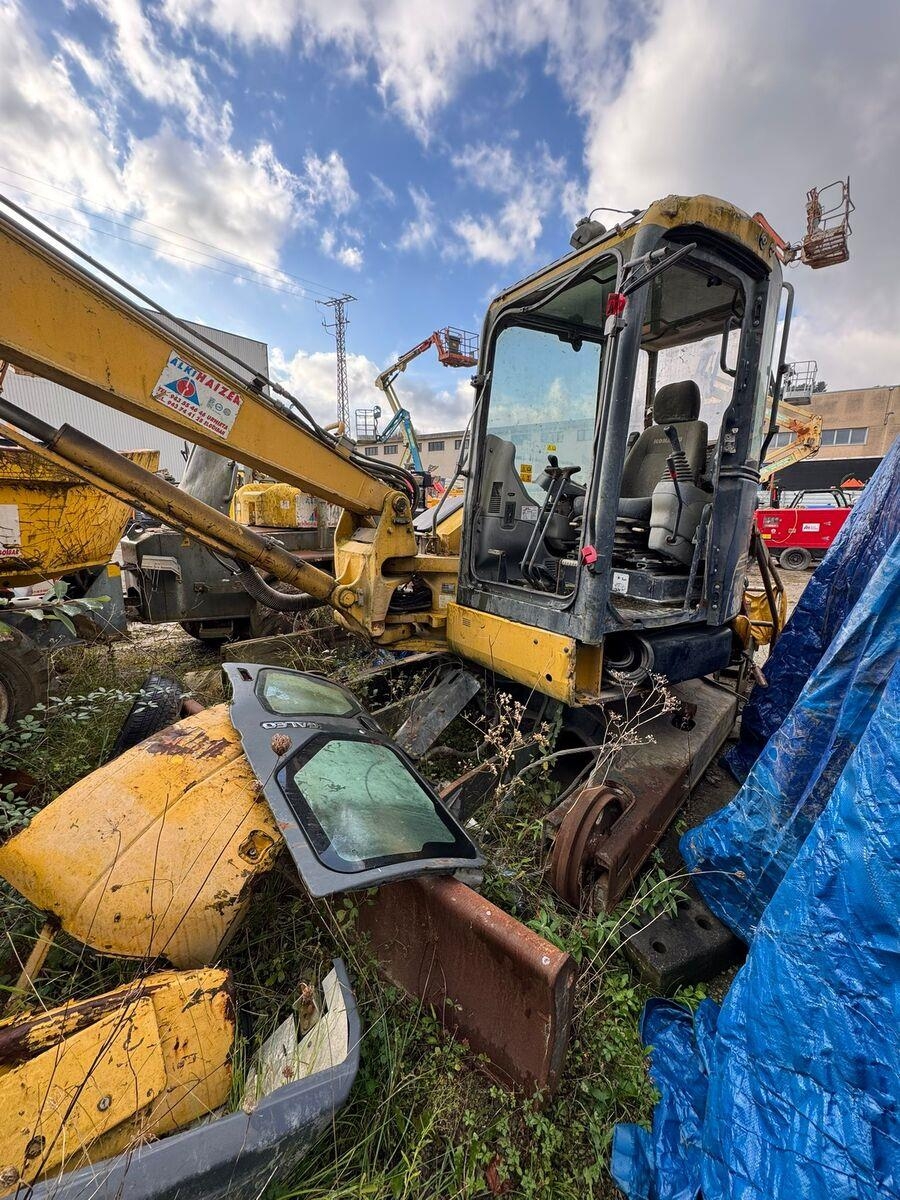 Mini-pelle Komatsu PC88 MR6 — occasion 2007
