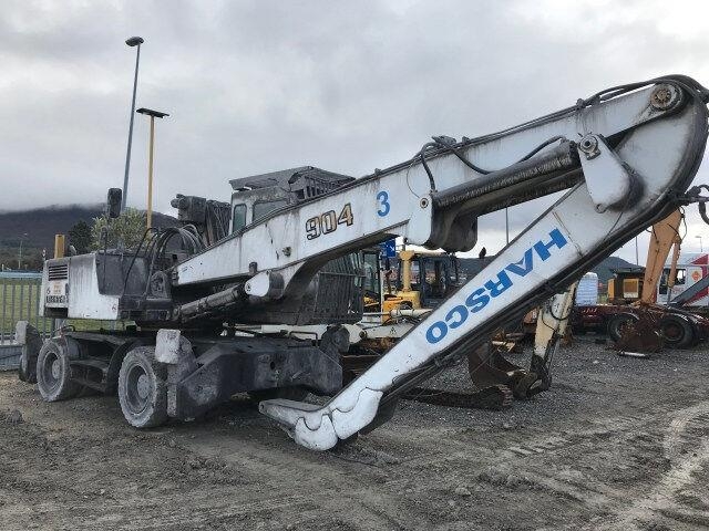 Liebherr A904