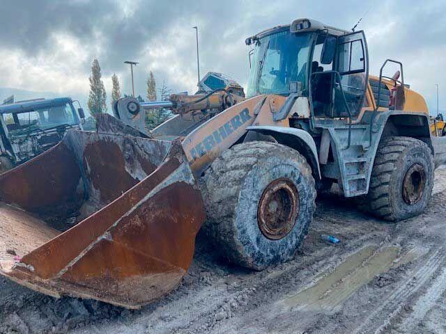 Liebherr L586