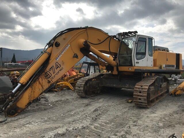 Liebherr R974B