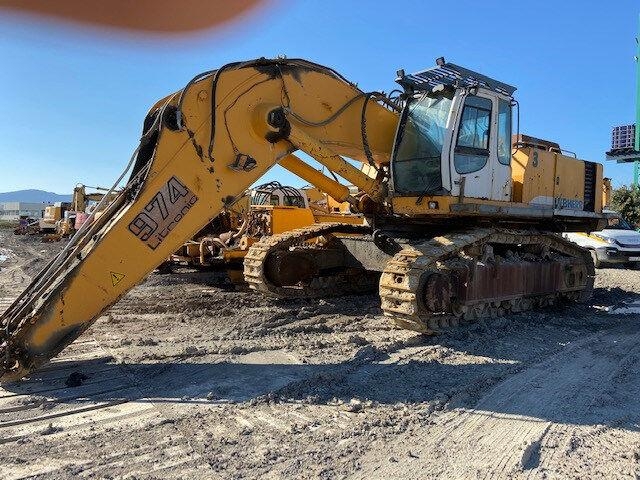 Liebherr R974B