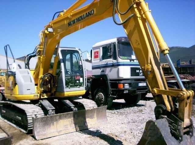 New Holland E135SR