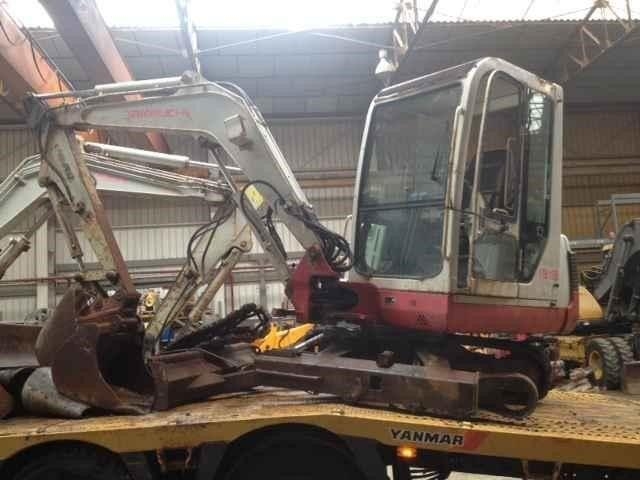 Takeuchi TB135
