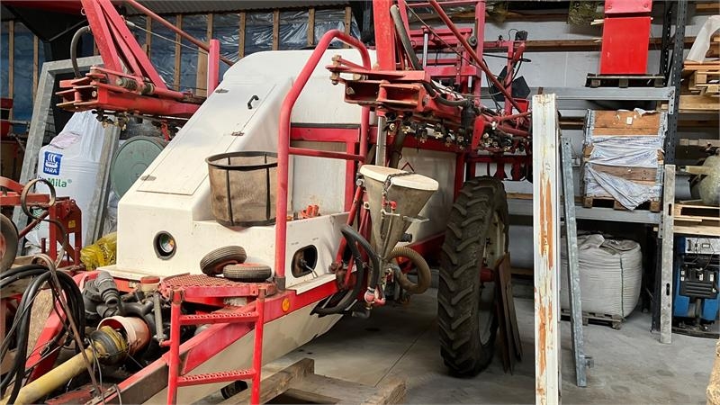 Lindus 2800-24 m