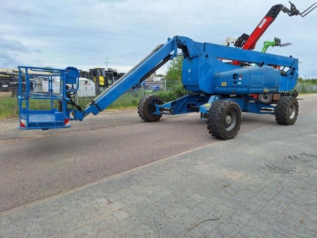 Nacelle articulée Genie Z-135/70 — occasion 2012