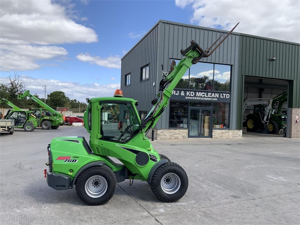 Avant 760I Telescopic Compact Loading Shovel (ST27011)
