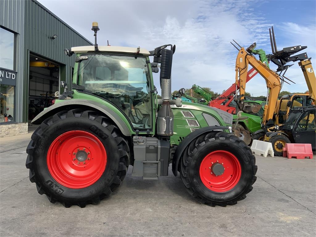 Fendt 516 Profi Plus Tractor (ST27235)