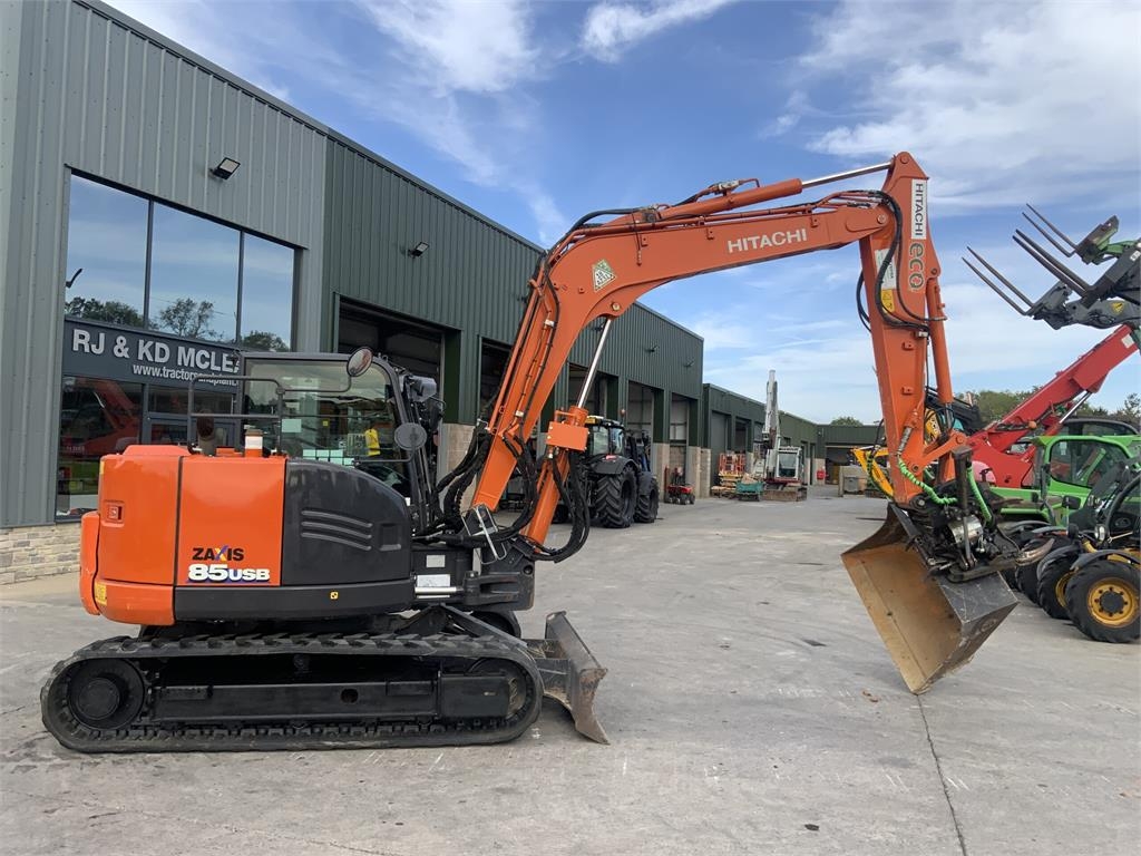 Hitachi Zaxis 85USB-6 ECO &amp; Steel Wrist X12 Tilt Rotat — occasion