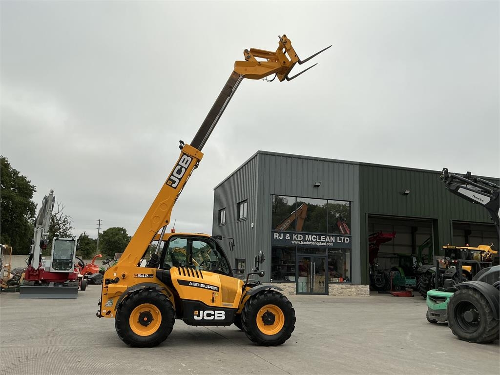 JCB 542-70 Agri Super Telehandler (ST26922)