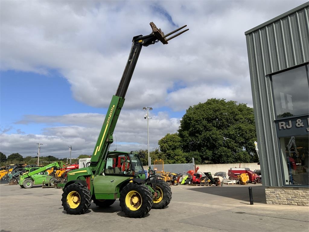 John Deere 3400 Telehandler (ST26687)
