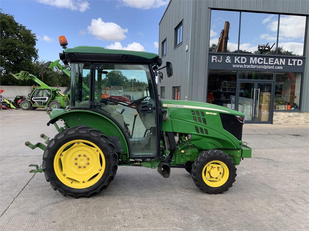 John Deere 5075 GV Narrow Tractor (ST26505)