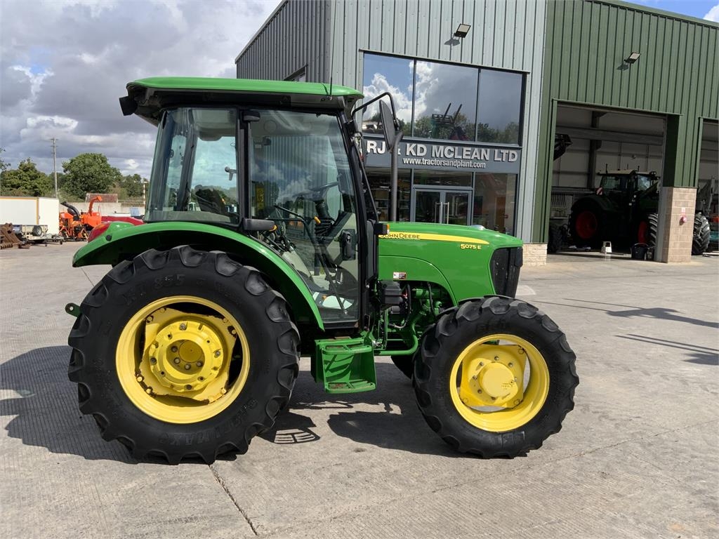 John Deere 5075E (ST27480) — occasion