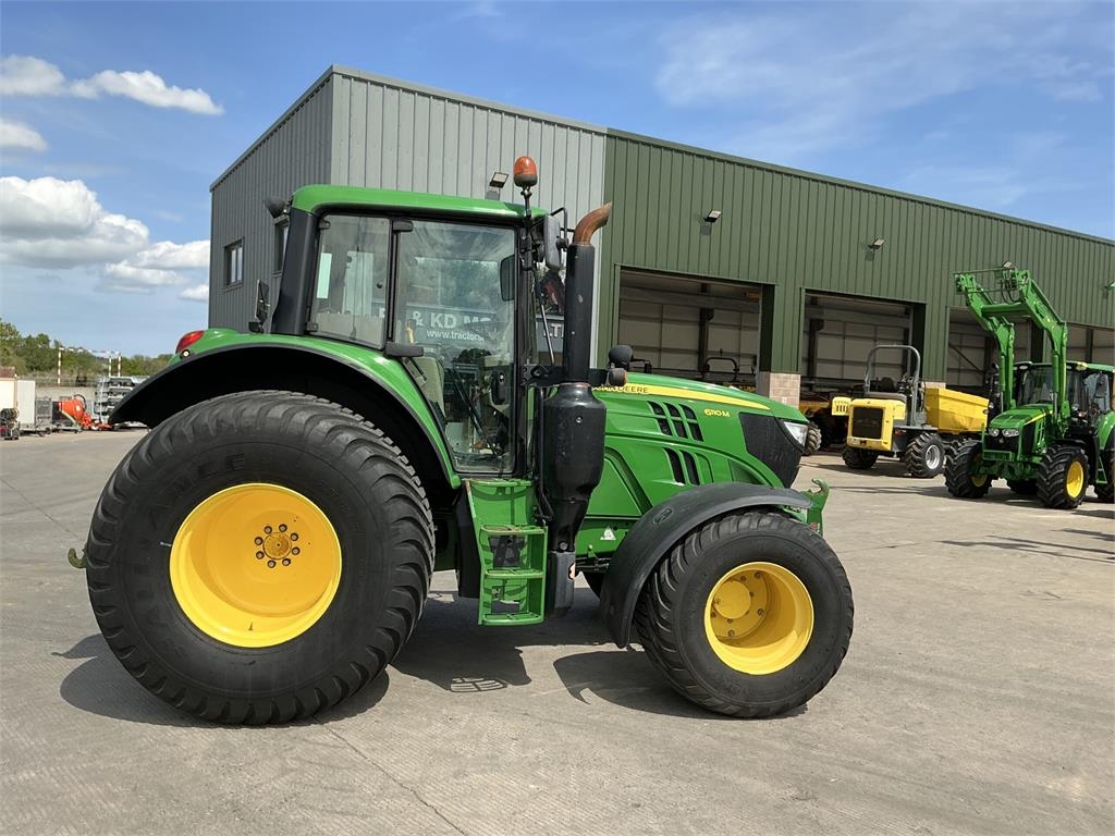 John Deere 6110M Tractor (ST24895)