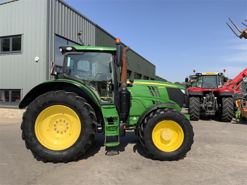 John Deere 6215R Premium Edition Tractor (ST26329)