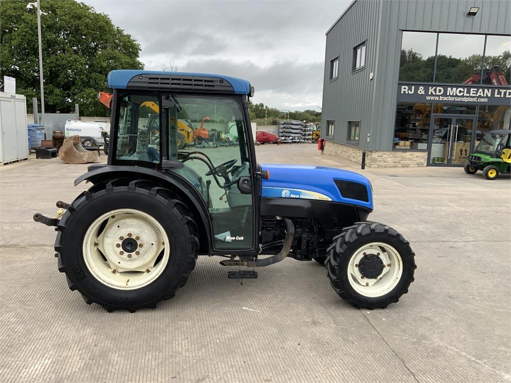 New Holland T4030F Narrow Super Steer Tractor (ST26800)