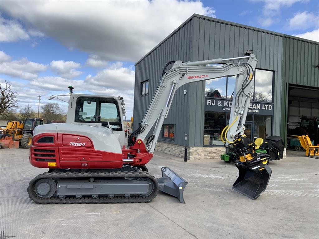 New Unused Takeuchi TB290-2 C/W ENGCON Tilt Rotato