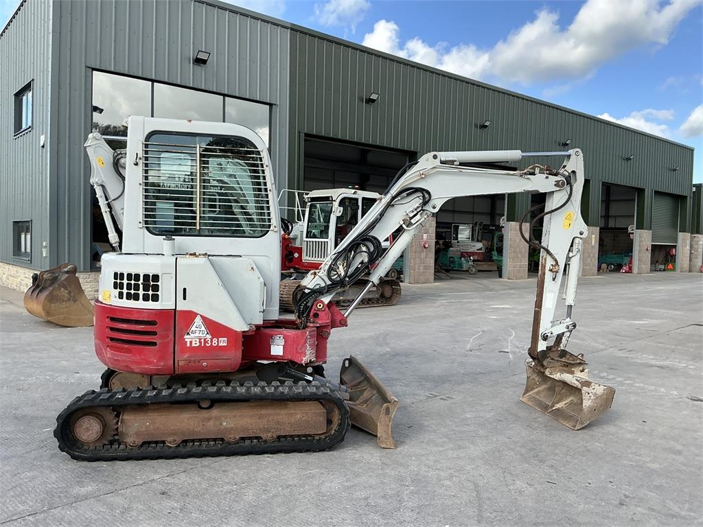 Takeuchi TB138FR Digger (ST26757)