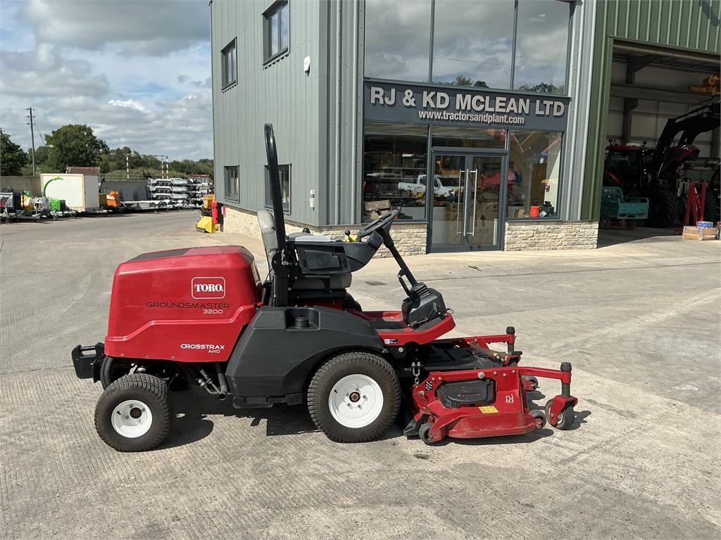 Toro Ground Master 3200 Out Front Mower (ST25273)