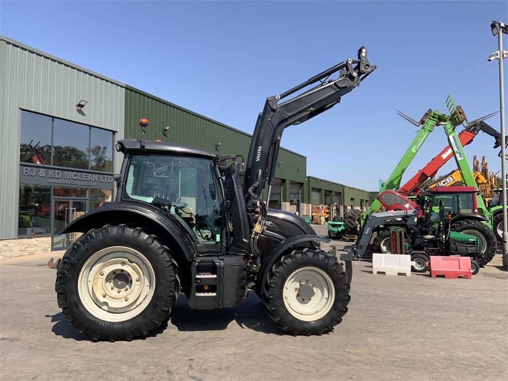 Valtra N155 Active Tractor (ST27242)