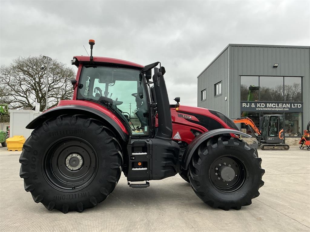 Valtra T255 Active Tractor (ST25717)