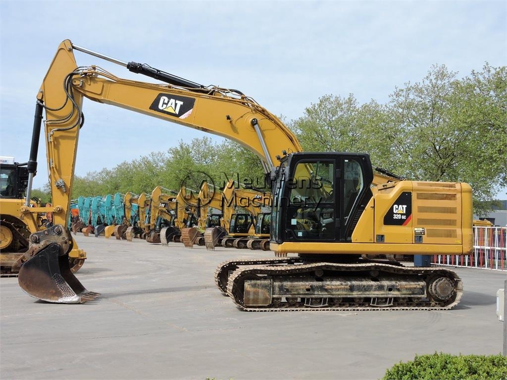 CAT 320GC