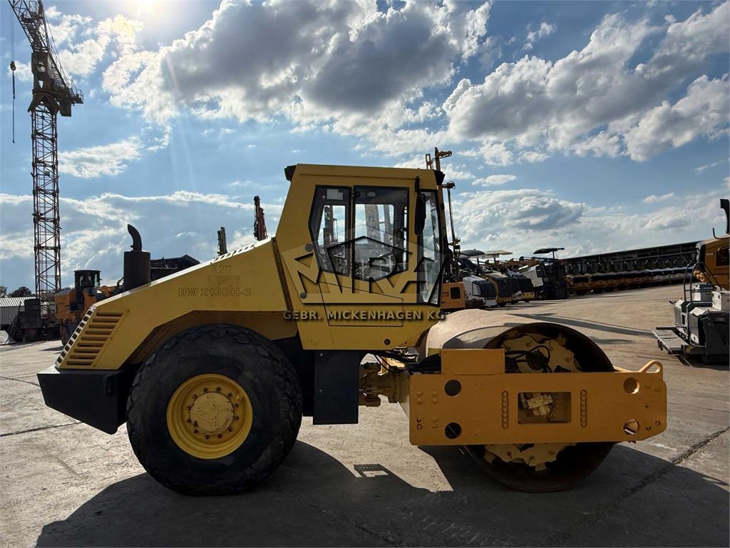 Rouleau monocylindre Bomag BW 213 DH-3 — occasion 1999, 7 957 h