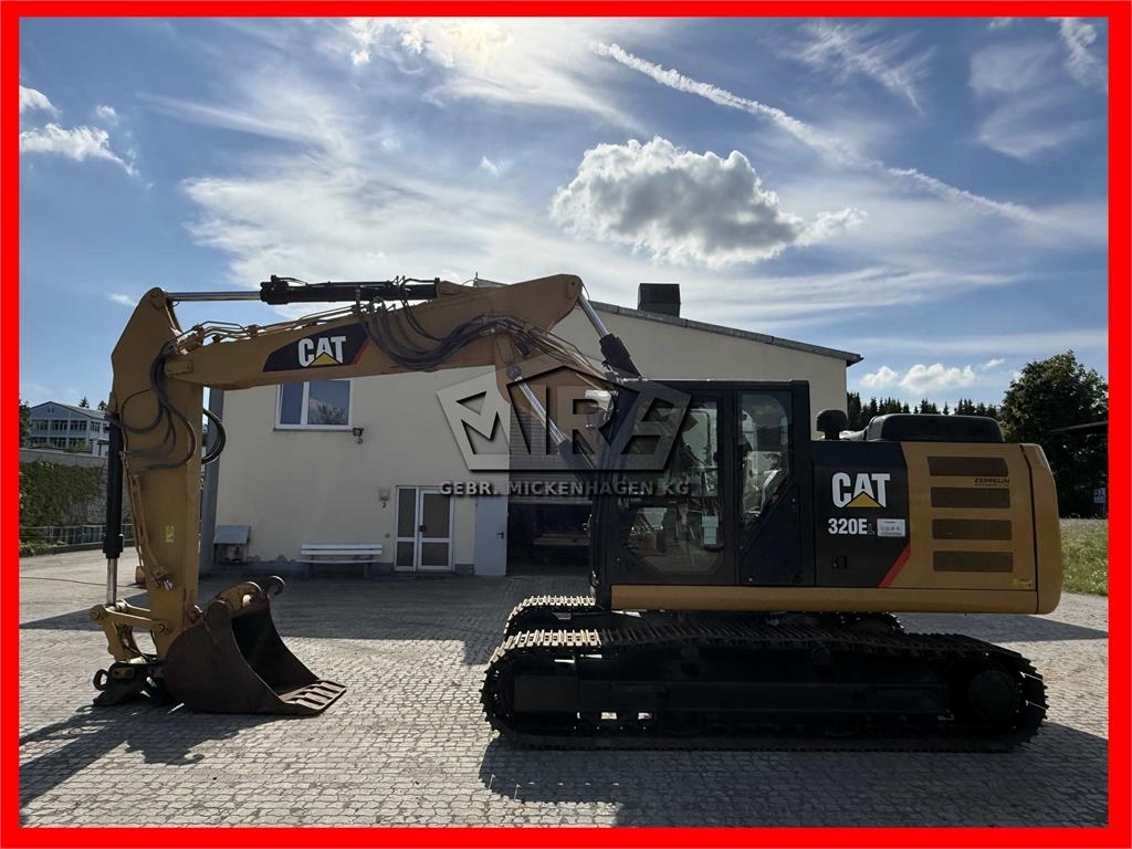 Pelle sur chenilles Caterpillar 320 EL — occasion 2015, 9 997 h