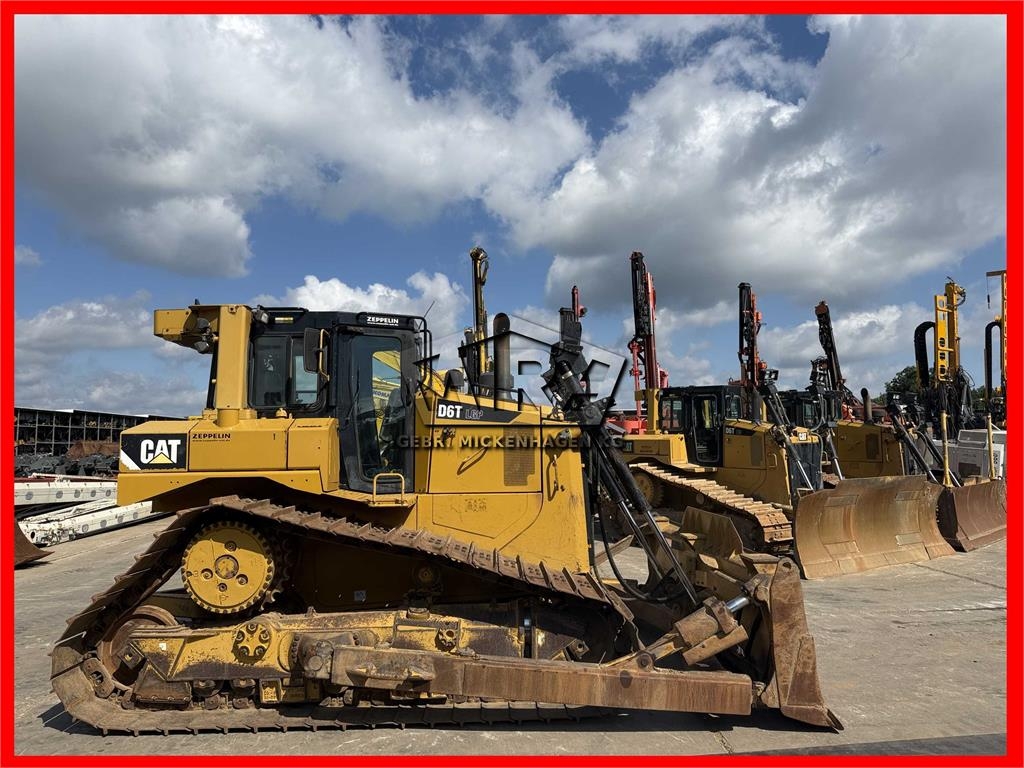 Bulldozer Caterpillar D 6T LGP — occasion 2015, 7 929 h