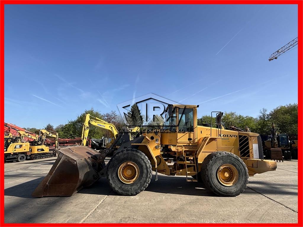 Chargeuse sur pneus Volvo L 180 E — occasion 2006, 11 763 h