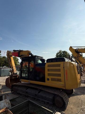 Pelle sur chenilles Caterpillar 330 F — occasion 2019, 8 240 h