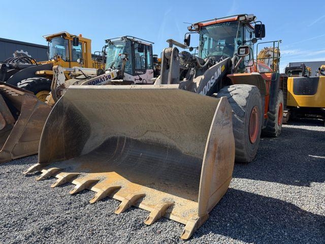 Chargeuse sur pneus Doosan DL450-5 (no DL420 /DL500) — occasion 2019, 9 000 h