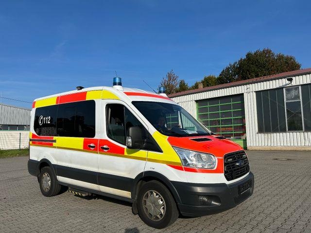 Ambulance Ford Transit / Trage + Liege + Rampe — occasion 2020