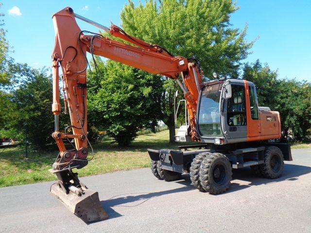 Pelle sur pneus Hitachi ZX 130W — occasion 2004, 8 660 h