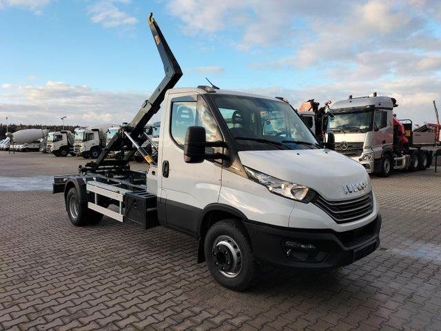 Iveco 70C18H Abrollkipper HYVA HKS-5