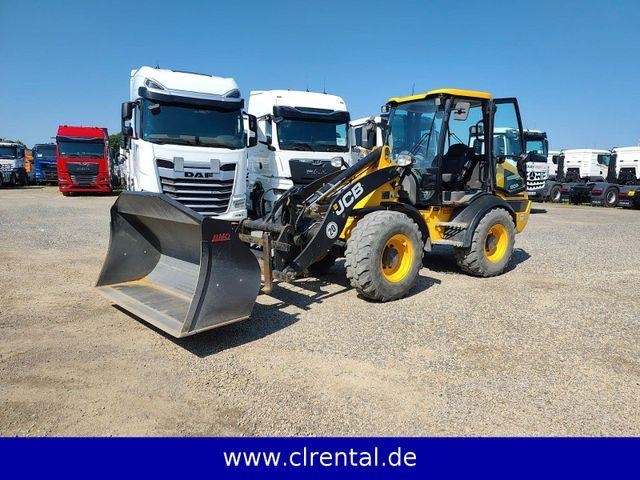 Chargeuse sur pneus JCB 409 SV 4x4 Schaufel+Gabel — occasion 2020, 1 280 h