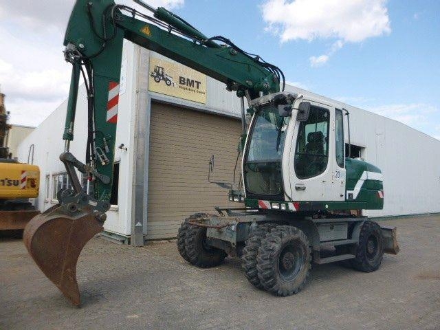 Pelle sur pneus Liebherr A 314 Litr. inkl. SW 33 &amp; Tieflöffel !!! — occasion 2008, 9 765 h
