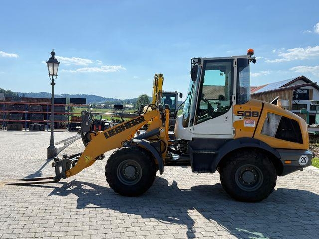 Chargeuse sur pneus Liebherr L509 High — occasion 2020, 2 229 h