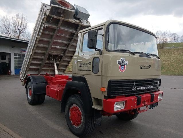 Magirus Deutz 320D19 FA 4x4 Blatt Schalter 3-Seiten Kipper